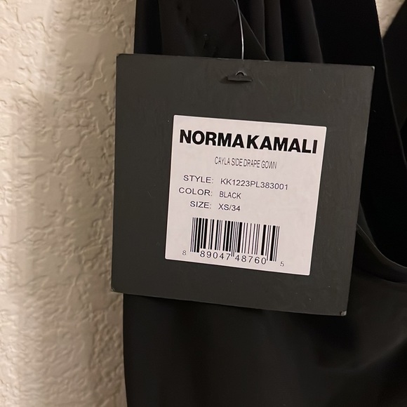Norma Kamali Cayla Side Drape Gown black - Picture 11 of 12